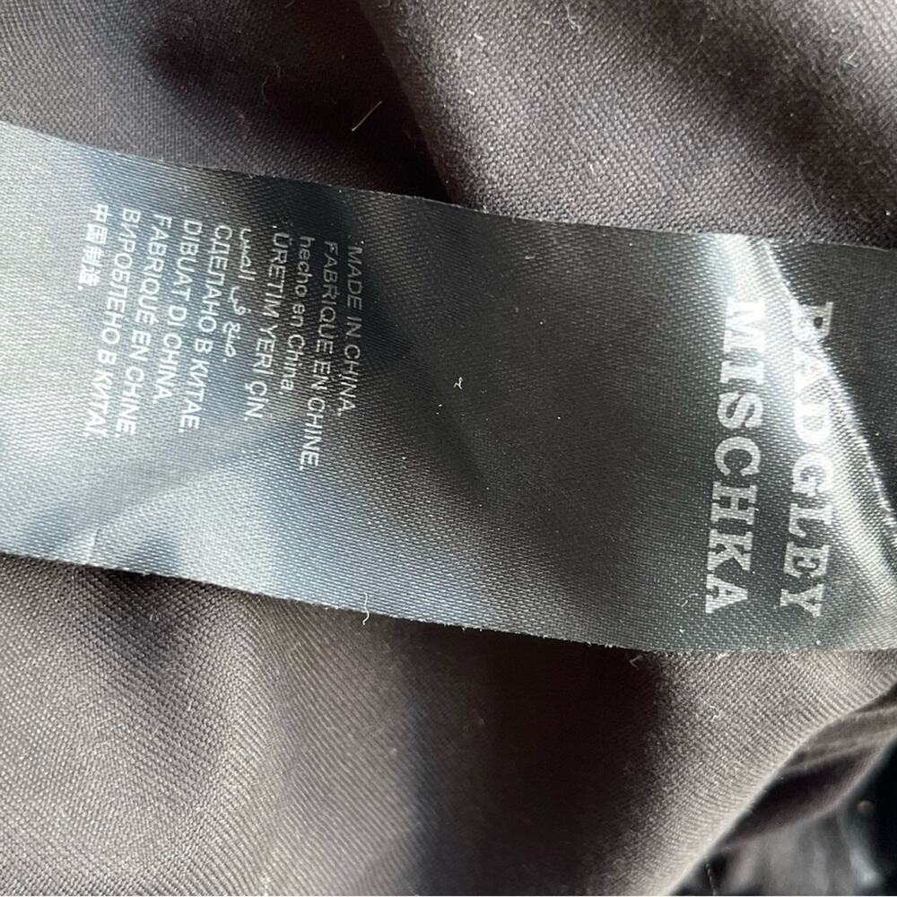 * Badgley Mischka * Quilted Messenger Bag - Picture 6 of 10